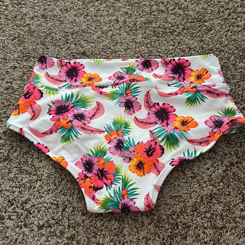 Pink XL High Waist Shortie - Picture 2 of 8